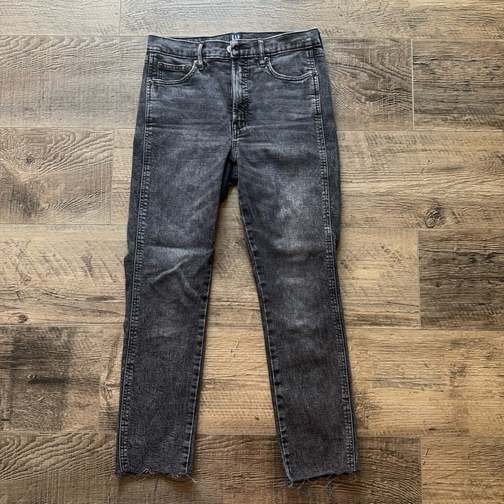 Gap Black Cigarette High Rise Raw Hem Jean - Size 4/27